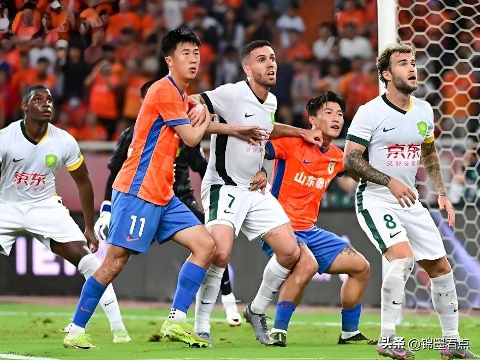 国内足球联赛再次成为关注焦点