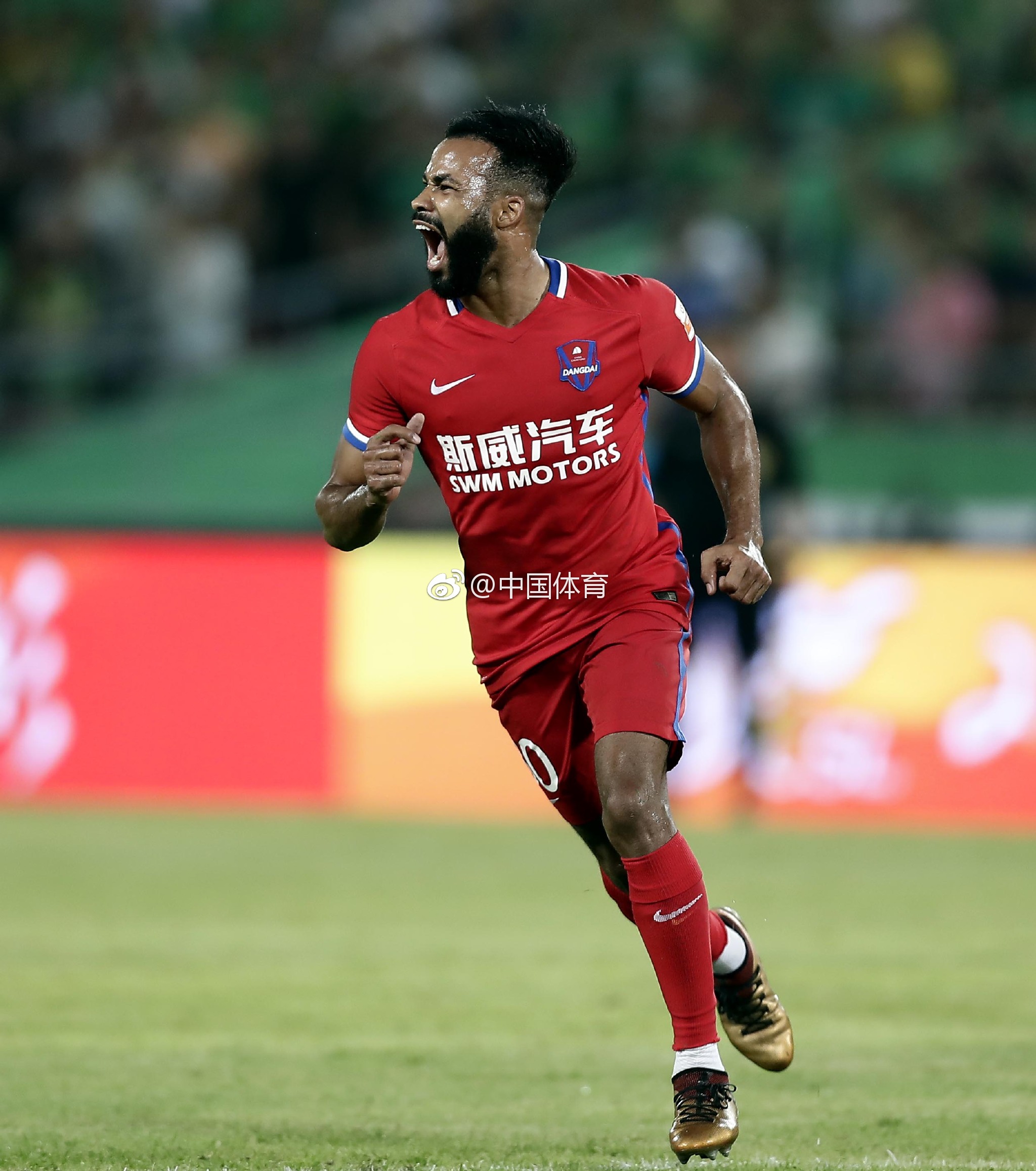 北京国安在主场战胜重庆斯威,实现反攻 北京国安在主场战胜重庆斯威,实现反攻